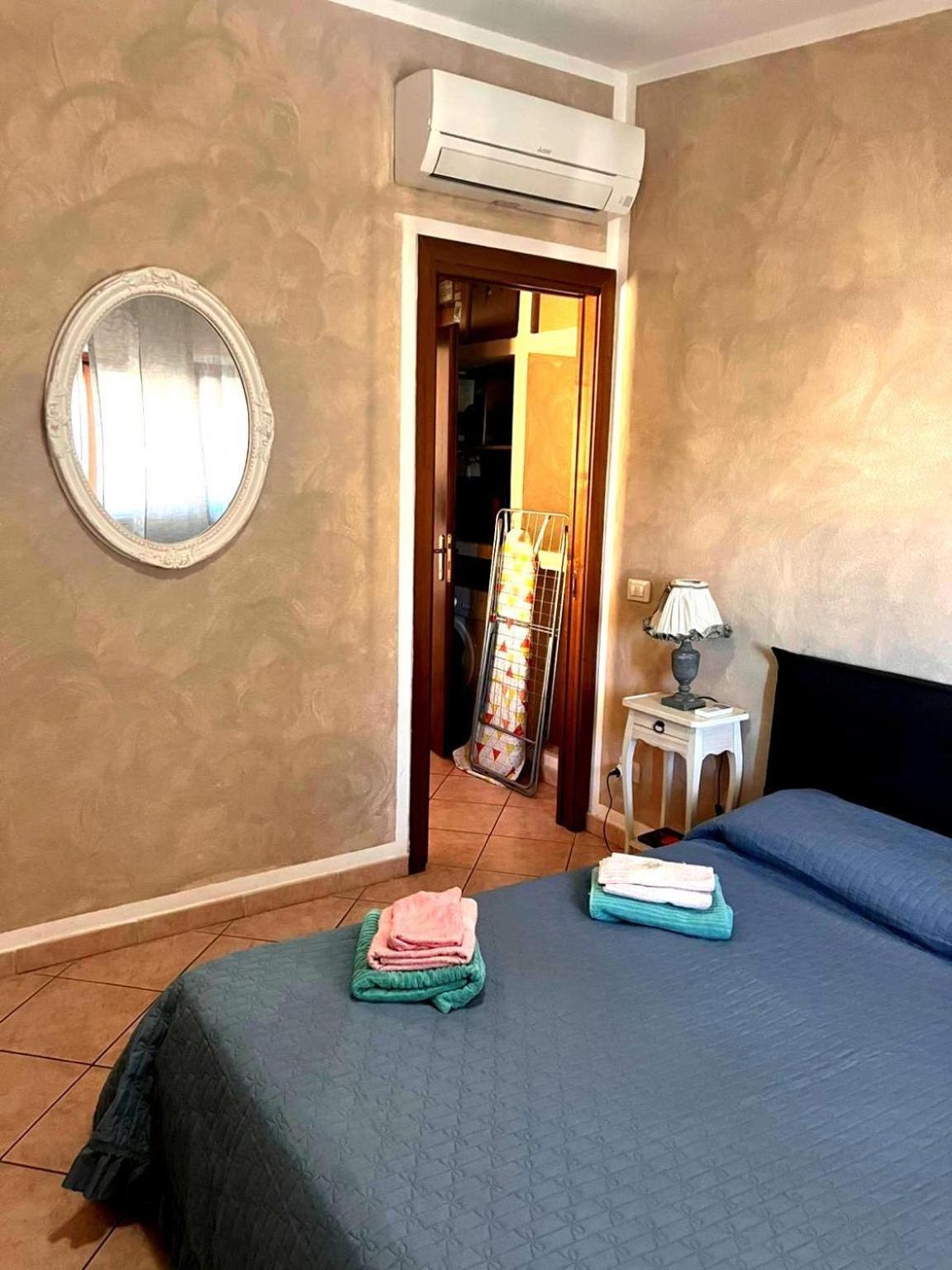 Appartement Santa Maria à Olbia Extérieur photo